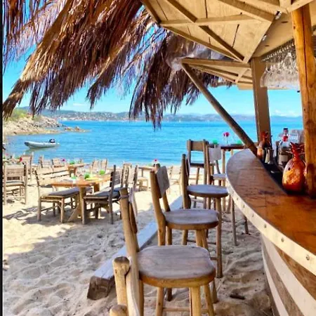 La Treille Au Coeur Du Village Апартаменты *